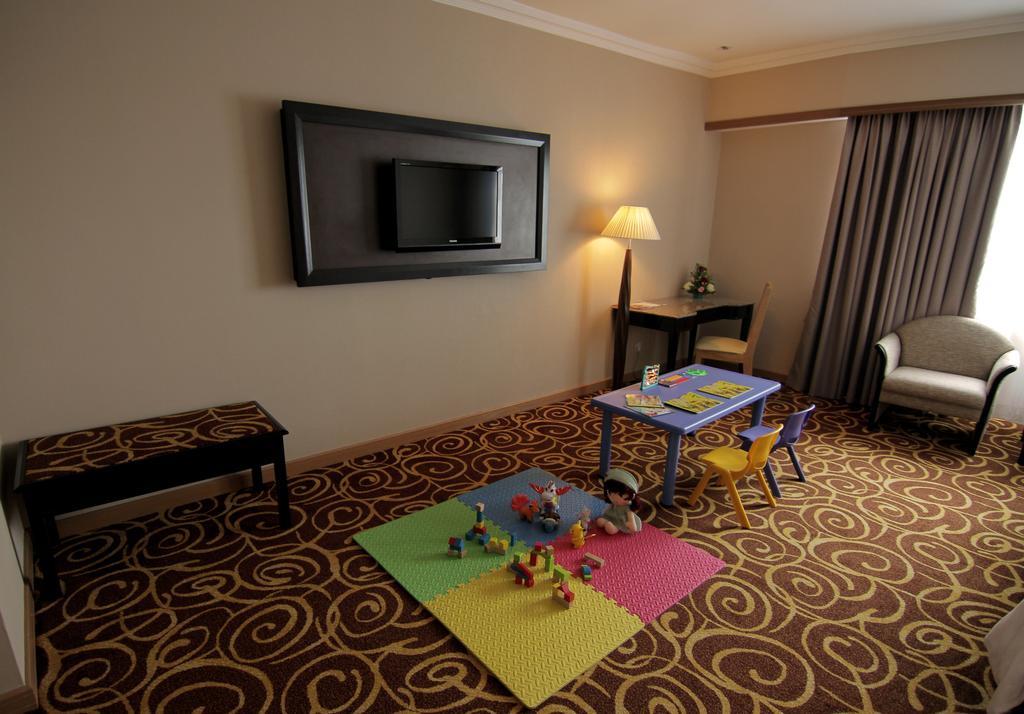Mega Hotel Sdn Bhd Мири Номер фото